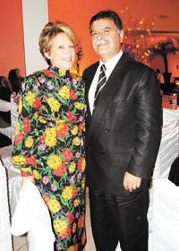Casal Salim Chedid - Suzana: até o final do mês na França (estudando e, claro, passeando)